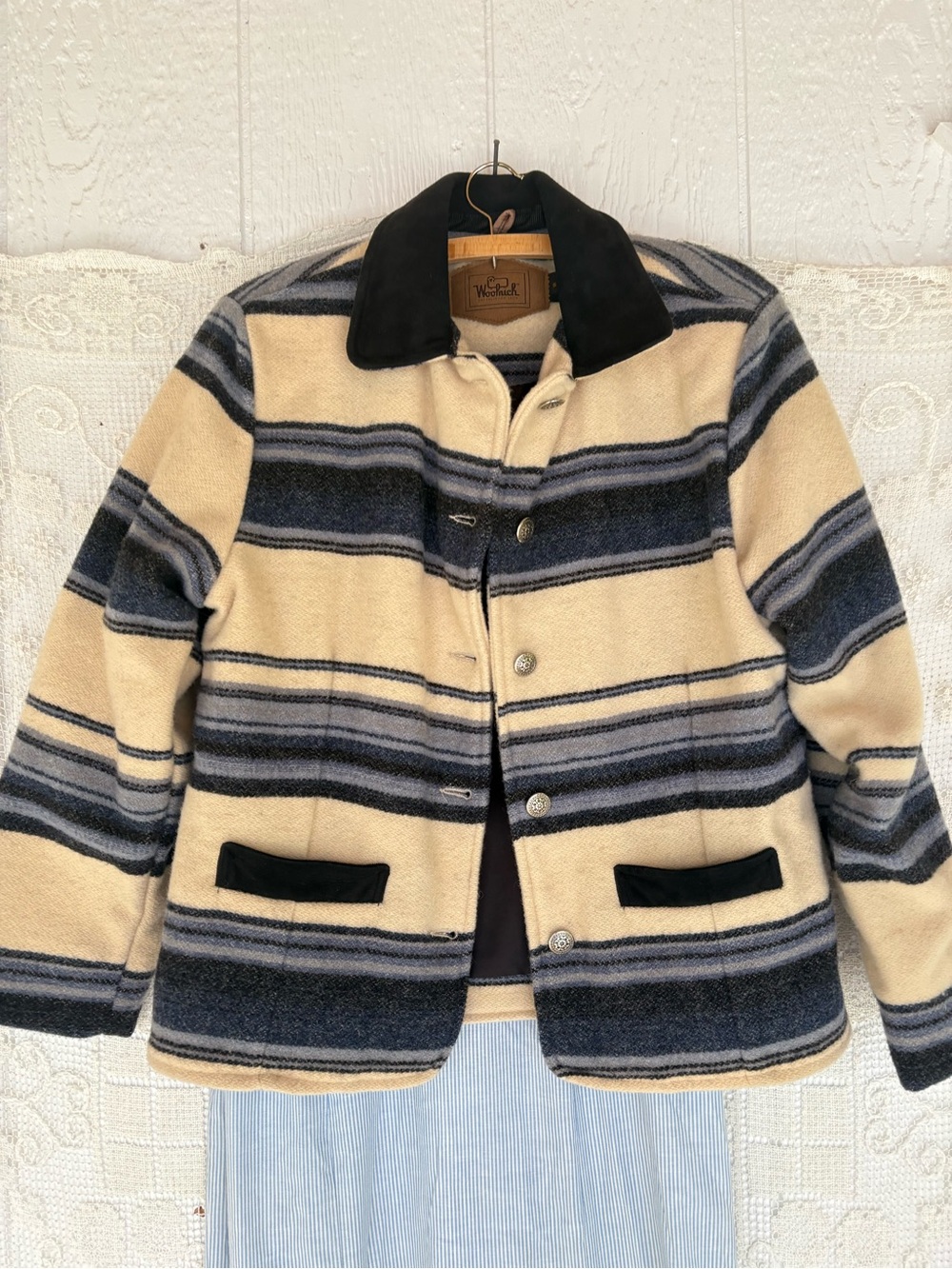 Vintage  WOOLRICH  Women’s Jacket  Wool Blend Jacket - Cream & Navy